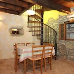 Holiday House With A Swimming Pool Krsan - Vlasici, Central Istria - Sredisnja Istra - 7686 Vikendica