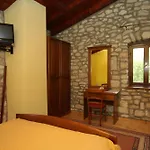 Holiday House With A Swimming Pool Krsan - Vlasici, Central Istria - Sredisnja Istra - 7686 Vikendica *