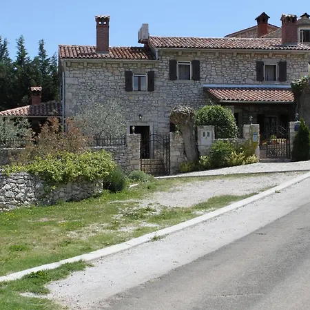 Holiday House With A Swimming Pool Krsan - Vlasici, Central Istria - Sredisnja Istra - 7686